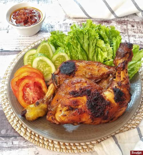 Ayam bakar khas demak